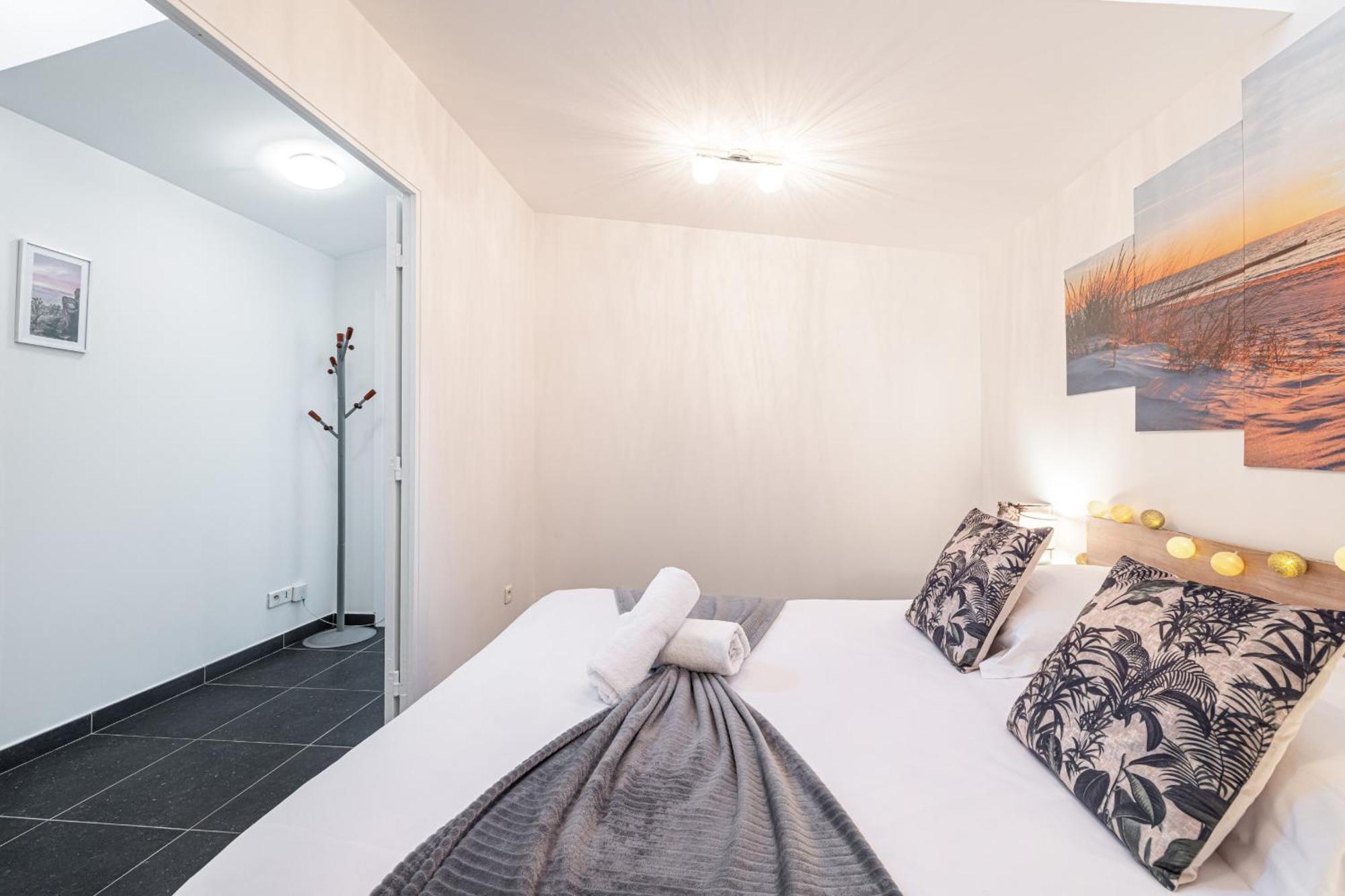 Leilighet Large & Quiet 1 Bdr At Port Nice